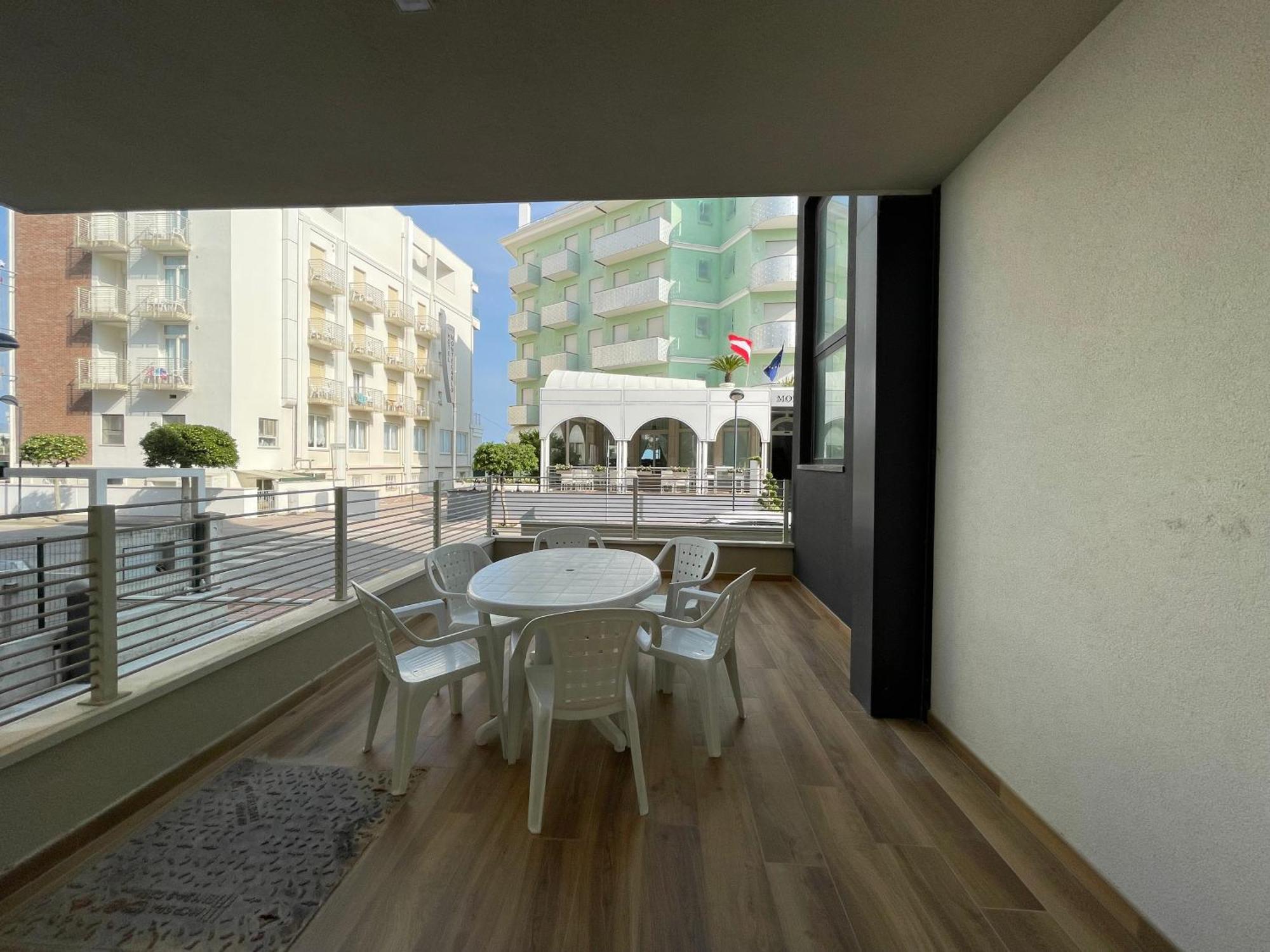 Marina Dream Beach Apartments With Sea View Terrace - Agenzia Cocal Caorle Exterior foto